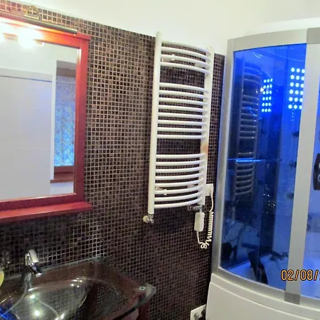 Apartment In The Centre Of Lviv Exterior photo