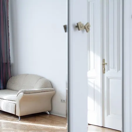 Apartment In The Centre Of Lviv Room photo