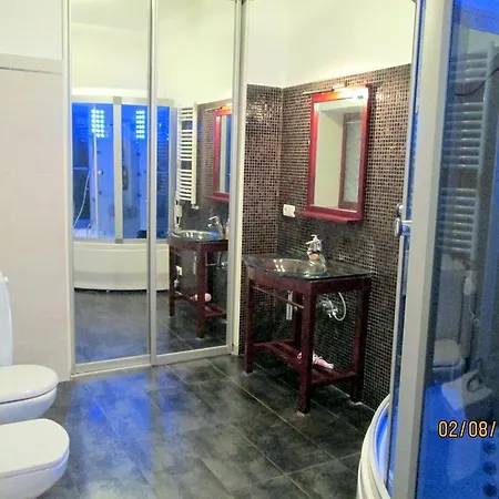 Apartment In The Centre Of Lviv Room photo