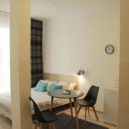 Apartment In The Centre Of Lviv Exterior photo