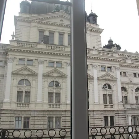 Apartment In The Centre Of Lviv Exterior photo